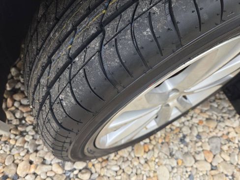 Used 2013 Subaru Legacy 3.6R Limited image 31