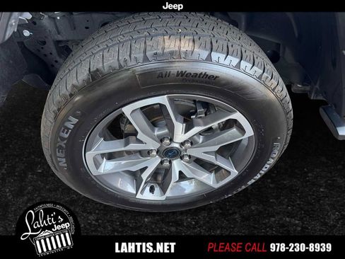 Used 2024 Jeep Wrangler Unlimited w/ Convenience Group image 7