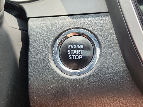 Used 2019 Toyota Camry XSE w/ Navigation Package FWD image 22