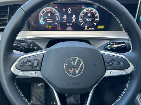 New 2026 Volkswagen Tiguan SE AWD/4WD image 22