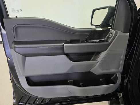 Used 2022 Ford F150 XLT w/ Equipment Group 301A Mid AWD/4WD image 18