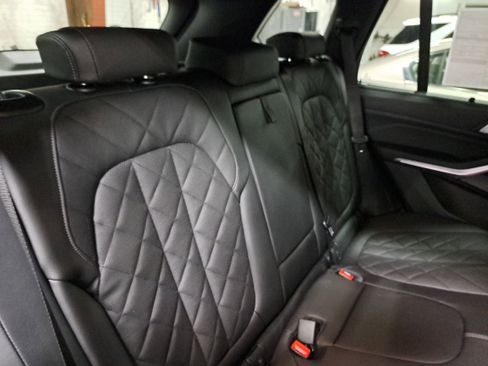 New 2026 BMW X5 xDrive50e w/ Executive Package image 12