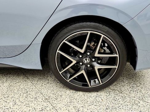 Used 2022 Honda Civic Sport Touring image 9
