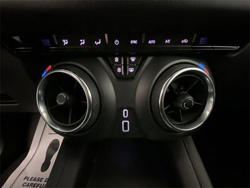 Used 2022 Chevrolet Blazer LT image 19