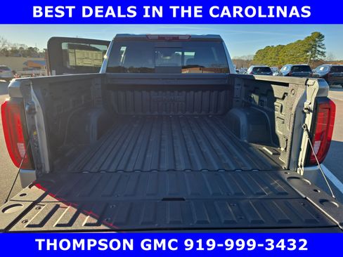 New 2026 GMC Sierra 1500 Denali w/ Technology Package AWD/4WD image 17