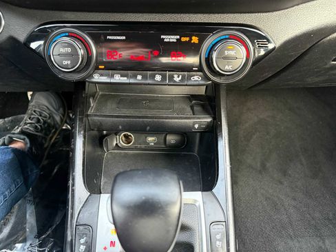 Used 2023 Kia Forte GT-Line w/ GT-Line Premium Package image 31