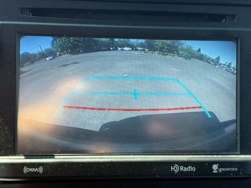 Used 2019 Toyota Tacoma SR5 AWD/4WD image 10