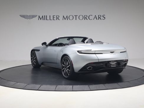 Used 2019 Aston Martin DB11 Volante RWD image 5