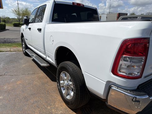 Used 2023 RAM 2500 Big Horn w/ Level 1 Equipment Group AWD/4WD image 12