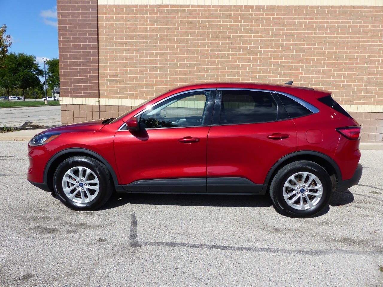 Used 2021 Ford Escape SE w/ Convenience Package AWD/4WD image 5