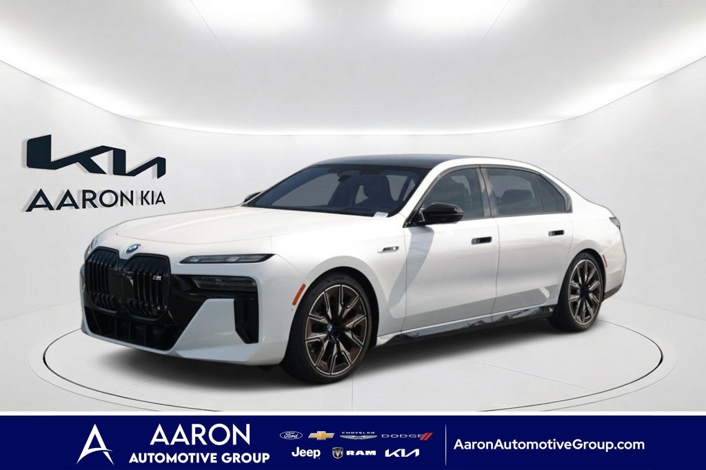 Used 2025 BMW i7 M70 w/ Executive Package AWD/4WD image 1