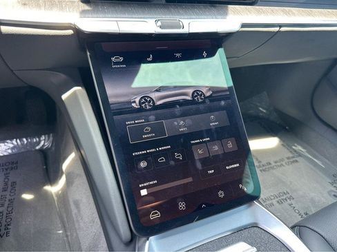 Used 2024 Lucid Air Pure RWD image 25