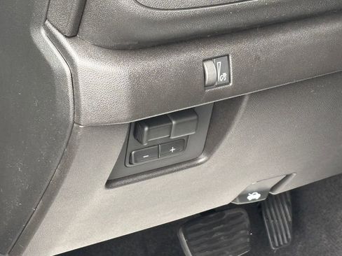 New 2026 Chevrolet Colorado W/T w/ WT Custom Package RWD image 7