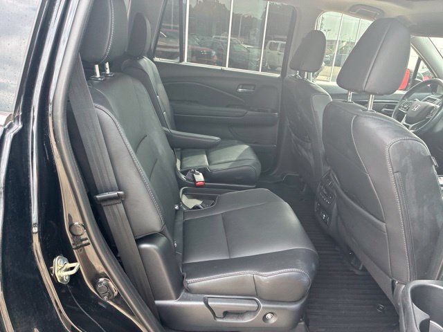 Used 2020 Honda Pilot Touring image 9