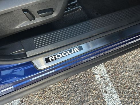 Used 2023 Nissan Rogue Platinum w/ Platinum Premium Package image 20