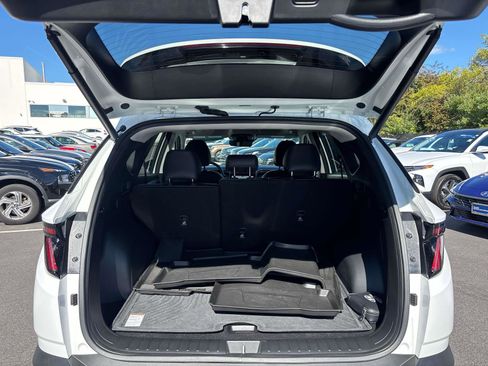 Used 2024 Hyundai Tucson Limited image 15