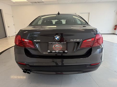 Used 2016 BMW 528i xDrive Sedan AWD/4WD image 6
