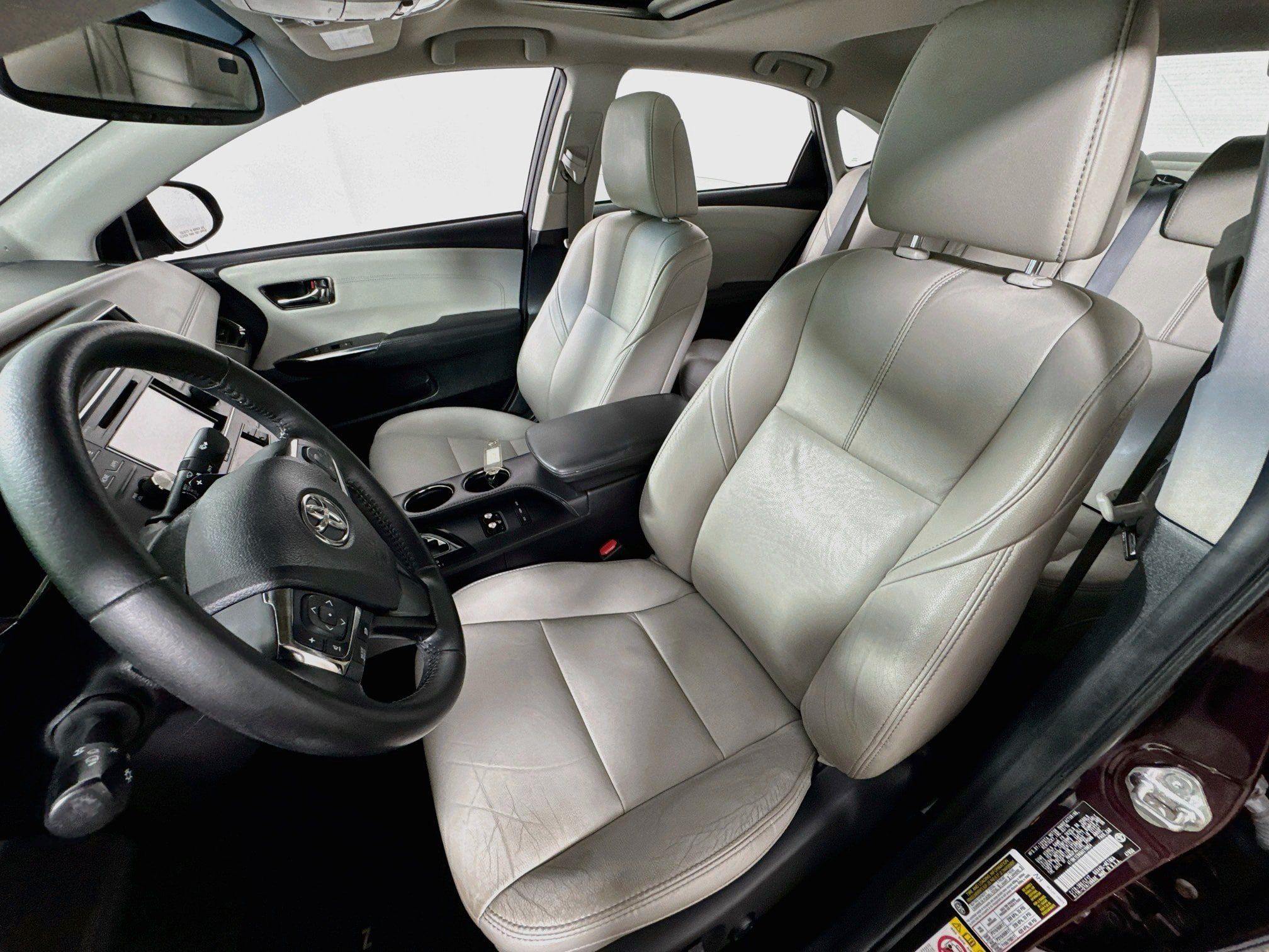 Used 2016 Toyota Avalon XLE Plus FWD image 13