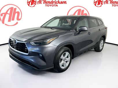 Used 2023 Toyota Highlander LE