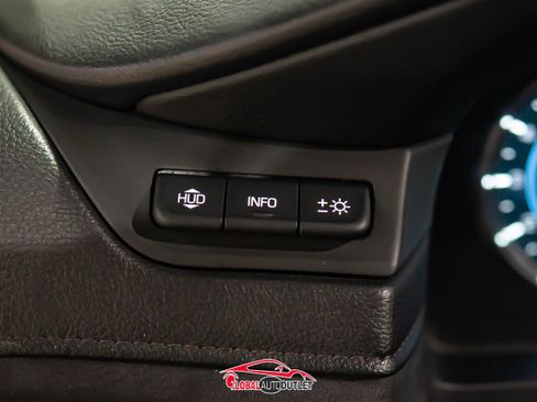 Used 2018 Cadillac Escalade ESV Premium Luxury image 37