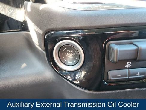 Used 2024 GMC Sierra 1500 SLT w/ X31 Off-Road Package image 32