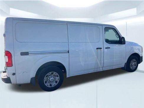 Used 2015 Nissan NV 2500 SV w/ Side & Curtain Airbag Package image 8