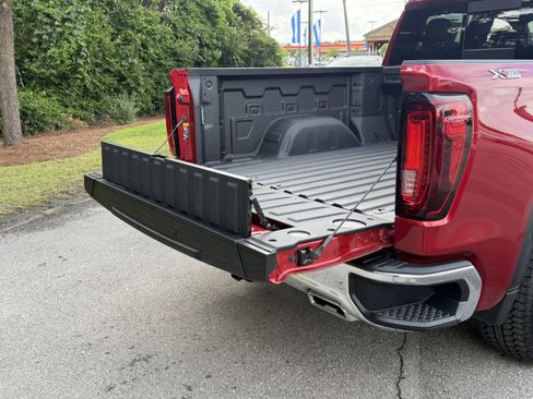 New 2026 GMC Sierra 1500 SLT w/ SLT Premium Plus Package AWD/4WD image 13