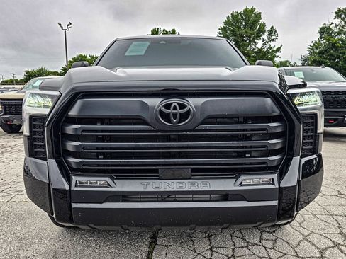 Used 2025 Toyota Tundra SR5 AWD/4WD image 2