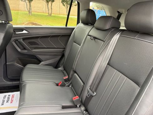 Certified 2023 Volkswagen Tiguan SE image 25