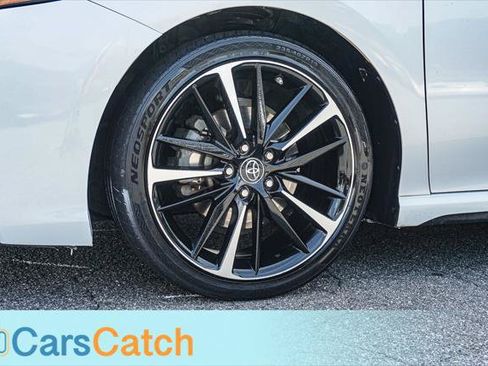 Used 2019 Toyota Camry XSE FWD image 16