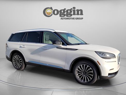 Used 2022 Lincoln Aviator Reserve w/ Equipment Group 201A image 17