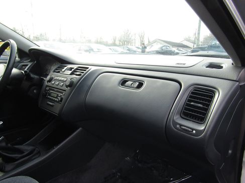 Used 2002 Honda Accord LX image 11