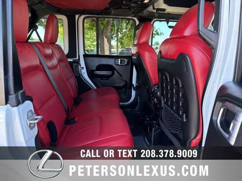 Used 2018 Jeep Wrangler Unlimited Rubicon AWD/4WD image 15