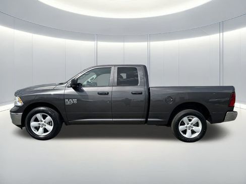 Used 2024 RAM 1500 Classic SLT AWD/4WD image 2