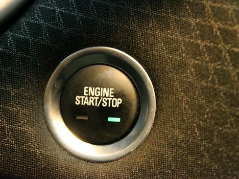 Used 2023 Chevrolet Malibu LT FWD image 23