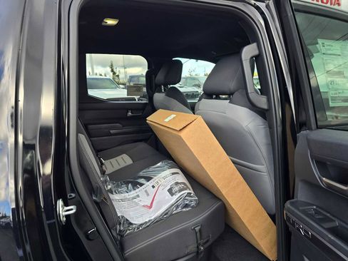 New 2025 Toyota Tacoma TRD Sport image 14