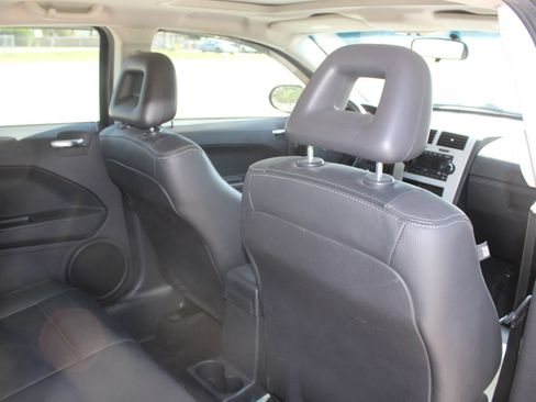 Used 2008 Dodge Caliber R/T w/ Leather Interior Group FWD image 30