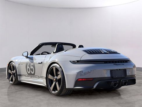 Used 2026 Porsche 911 GTS image 3