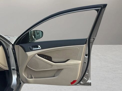 Used 2014 Kia Optima EX image 41