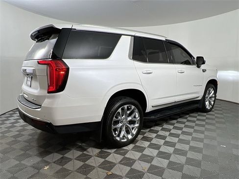 Used 2021 GMC Yukon SLT w/ SLT Premium Package image 8