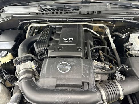 Used 2019 Nissan Frontier SV AWD/4WD image 26