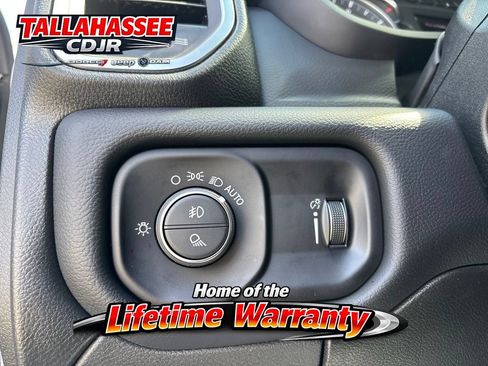 New 2026 RAM 3500 Big Horn AWD/4WD image 39