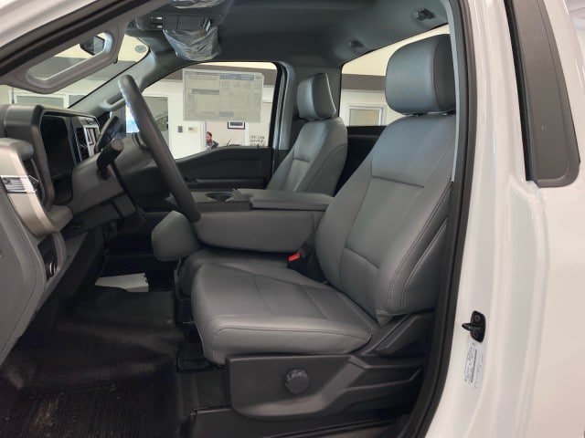 New 2026 Ford F550 2WD Regular Cab Super Duty image 10