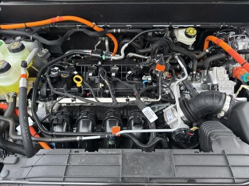 Used 2024 Ford Maverick XLT w/ XLT Luxury Package image 11