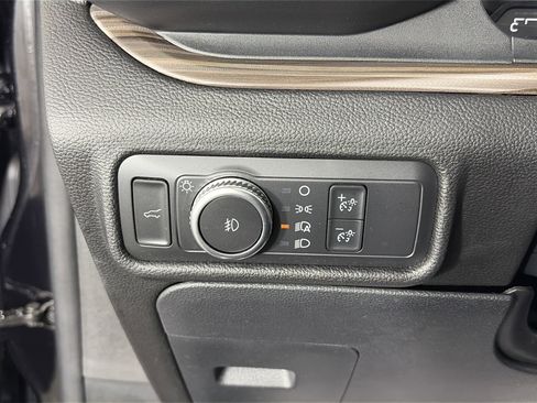 Used 2022 Ford Explorer Limited AWD/4WD image 32