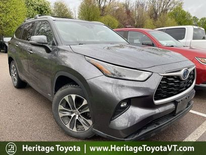 Used 2022 Toyota Highlander XLE
