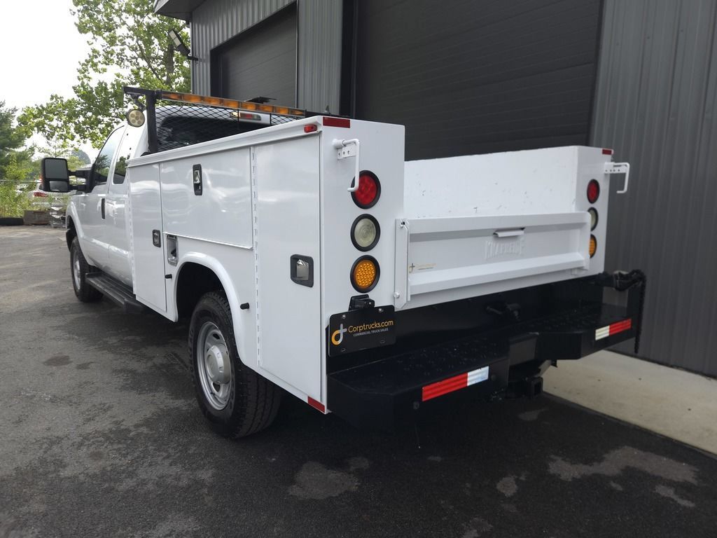 Used 2016 Ford F250 XL w/ Power Equipment Group AWD/4WD image 3