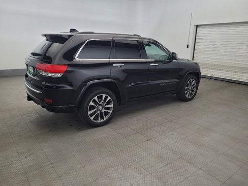 Used 2018 Jeep Grand Cherokee Overland AWD/4WD image 10
