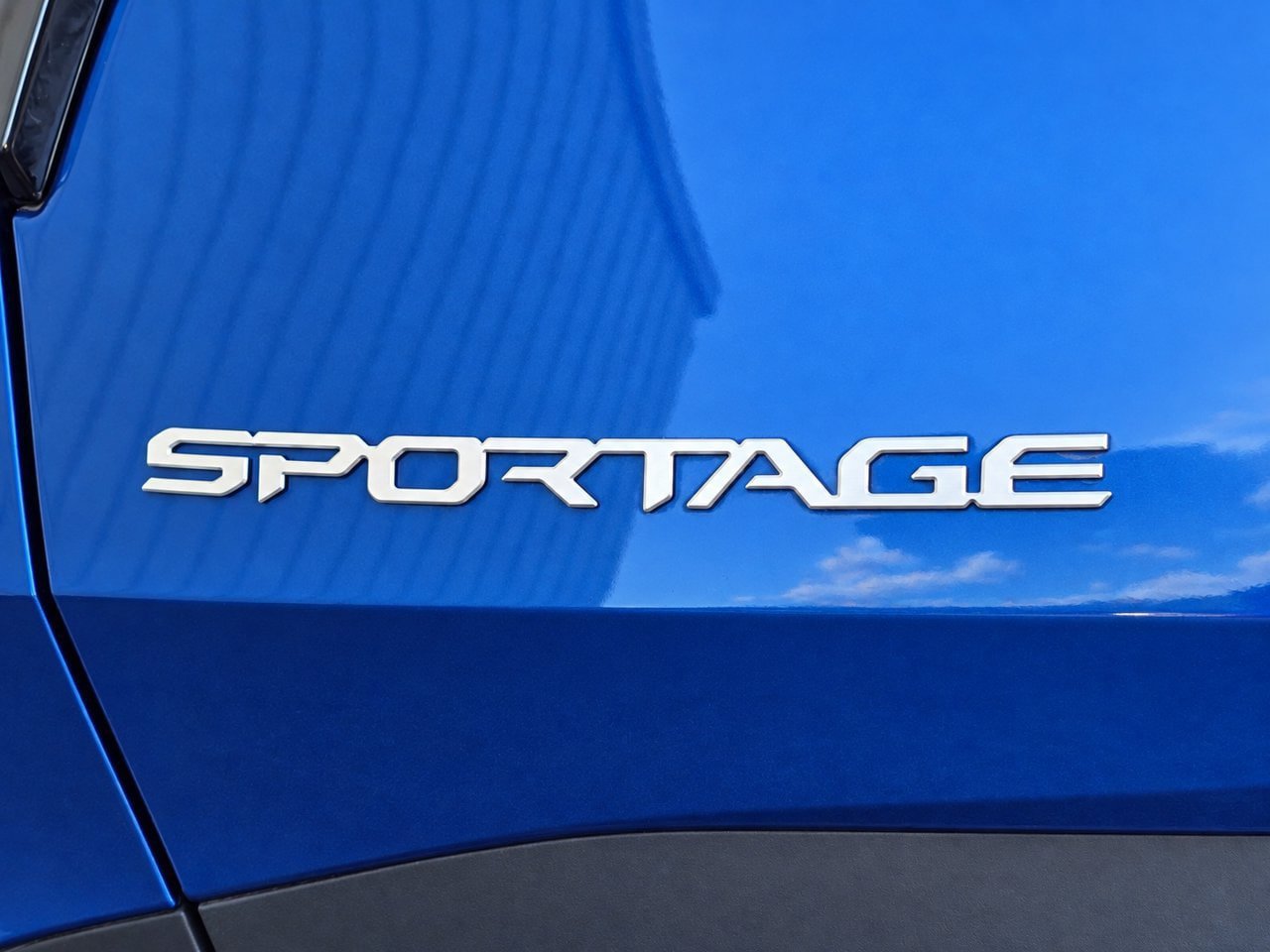 Used 2023 Kia Sportage EX FWD image 7