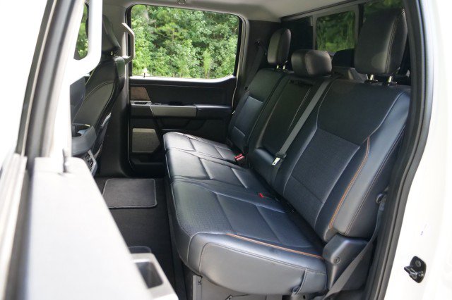 Used 2025 Ford F350 Lariat w/ Lariat Ultimate Package AWD/4WD image 36